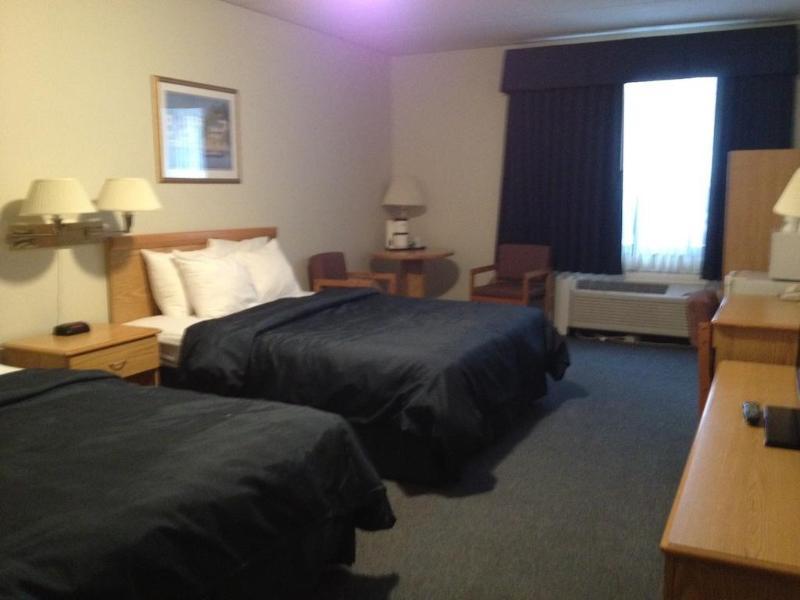 Sunset Inn Kenora Bagian luar foto